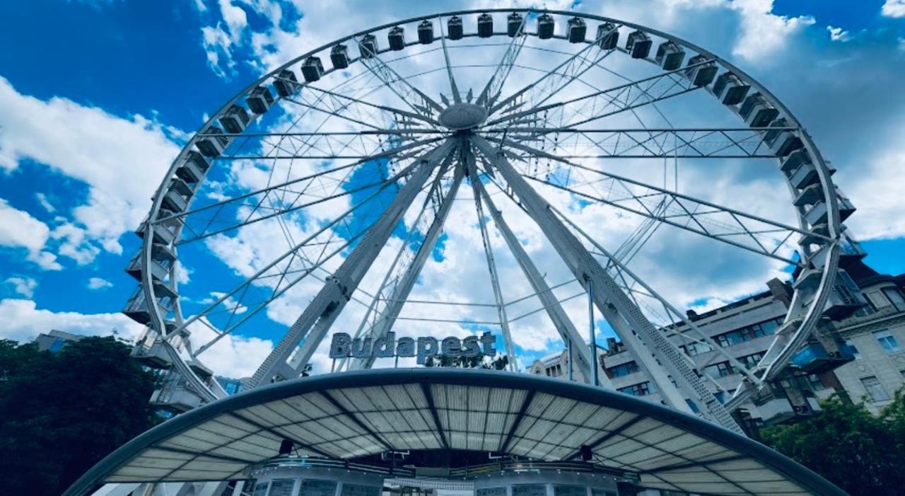 Downtown Deak-Ferris Wheel Luxury Home Будапеща Екстериор снимка