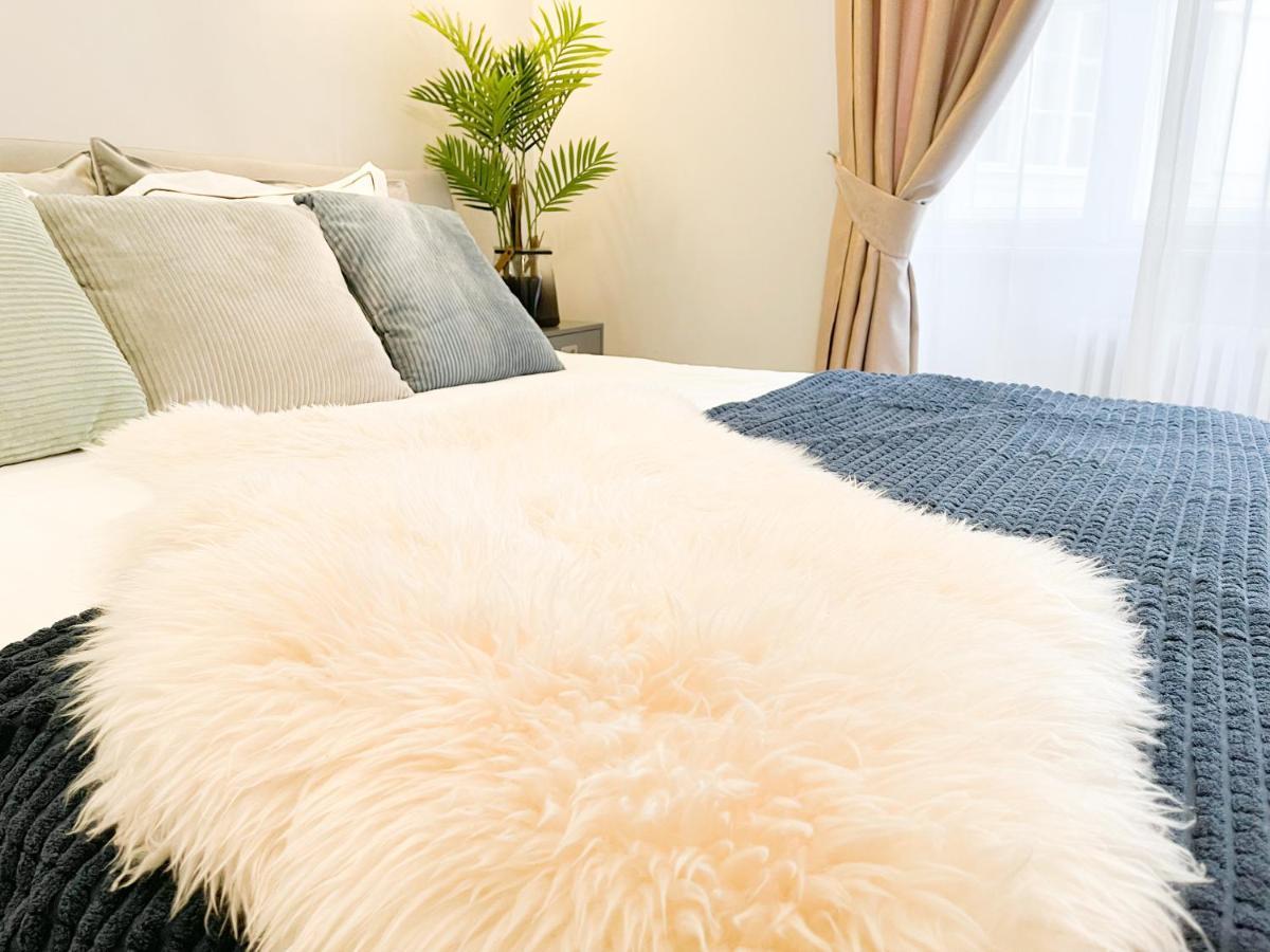 Downtown Deak-Ferris Wheel Luxury Home Будапеща Екстериор снимка